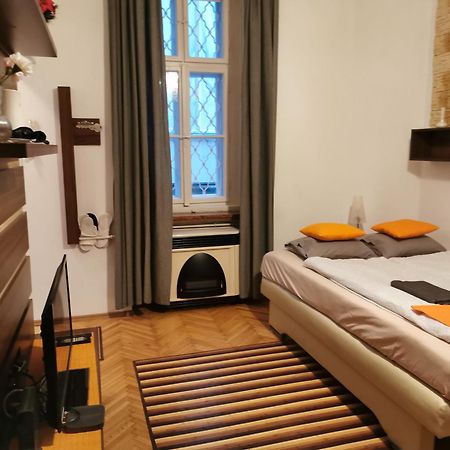 Apartment Vaci บูดาเปสต์ ภายนอก รูปภาพ