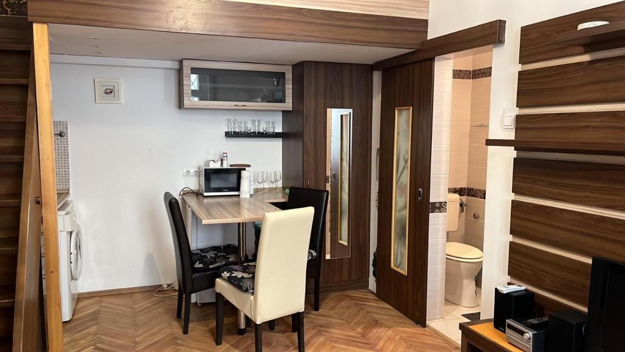 Apartment Vaci บูดาเปสต์ ภายนอก รูปภาพ